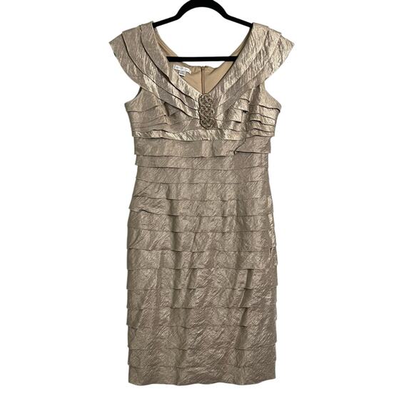 London Times Ruffled Tiered Beige Dress champagne 4 Cocktail MOB Wedding - Picture 1 of 7